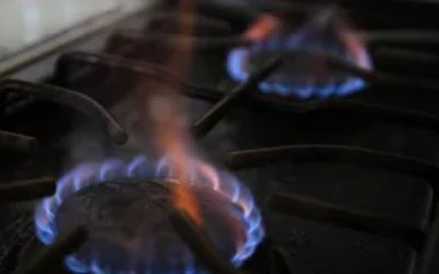 Precio del gas natural sube 40%
