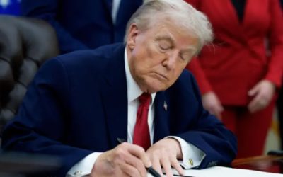 Trump amenaza con imponer aranceles a cualquier país que envíe petróleo a Cuba