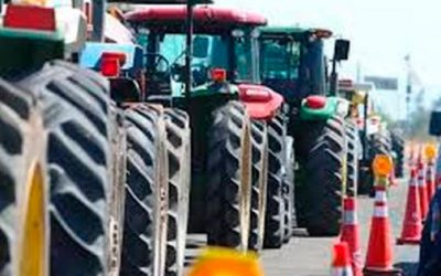 Amagan los agricultores con bloqueos