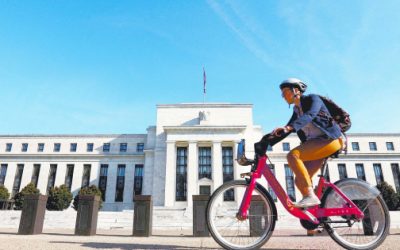 Fed mantiene tasa sin cambios; guerra en Medio Oriente se cuela en decisión