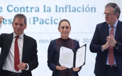 Gobierno y empresarios amplían 6 meses el Pacic para frenar inflación en México